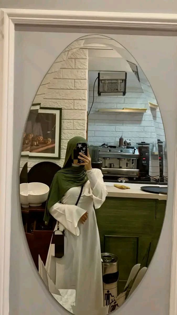 شهد علي