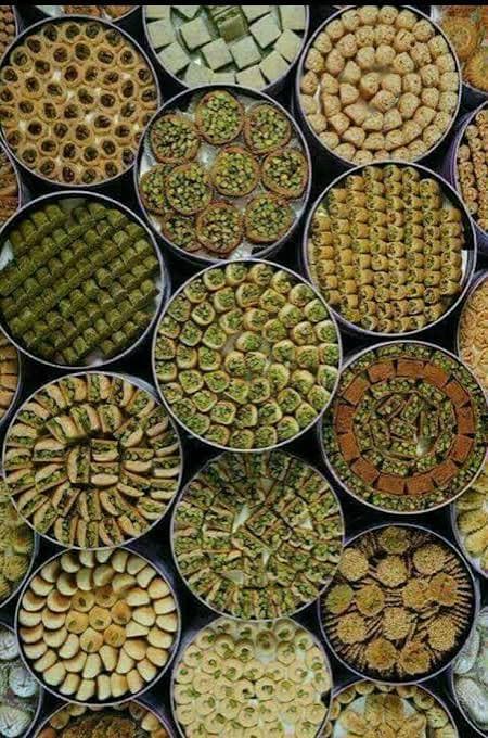 أسرار الحلويات الشرقية والغربية – 30 وصفة لذيذة من البيت